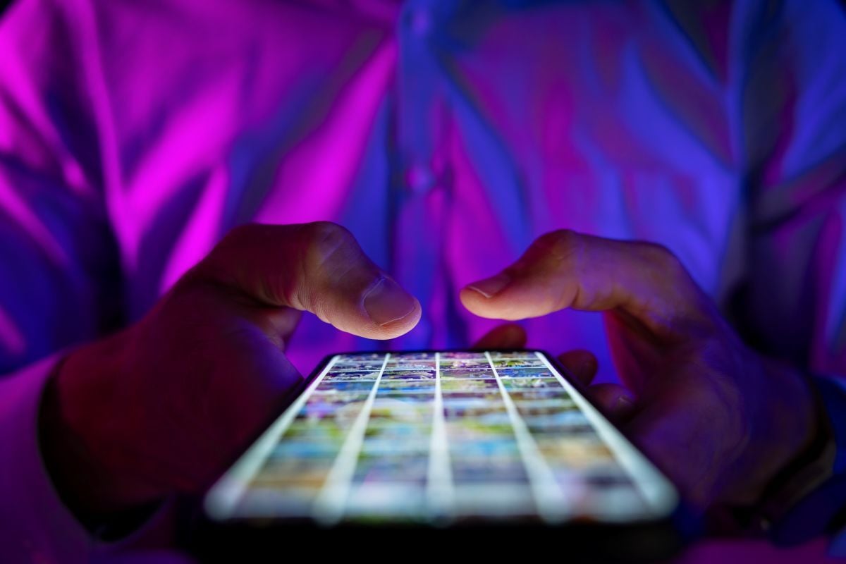 Best Addiction Recovery Apps for Sobriety | Avenues Recovery - Phone Addiction Recovery Apps And Tools